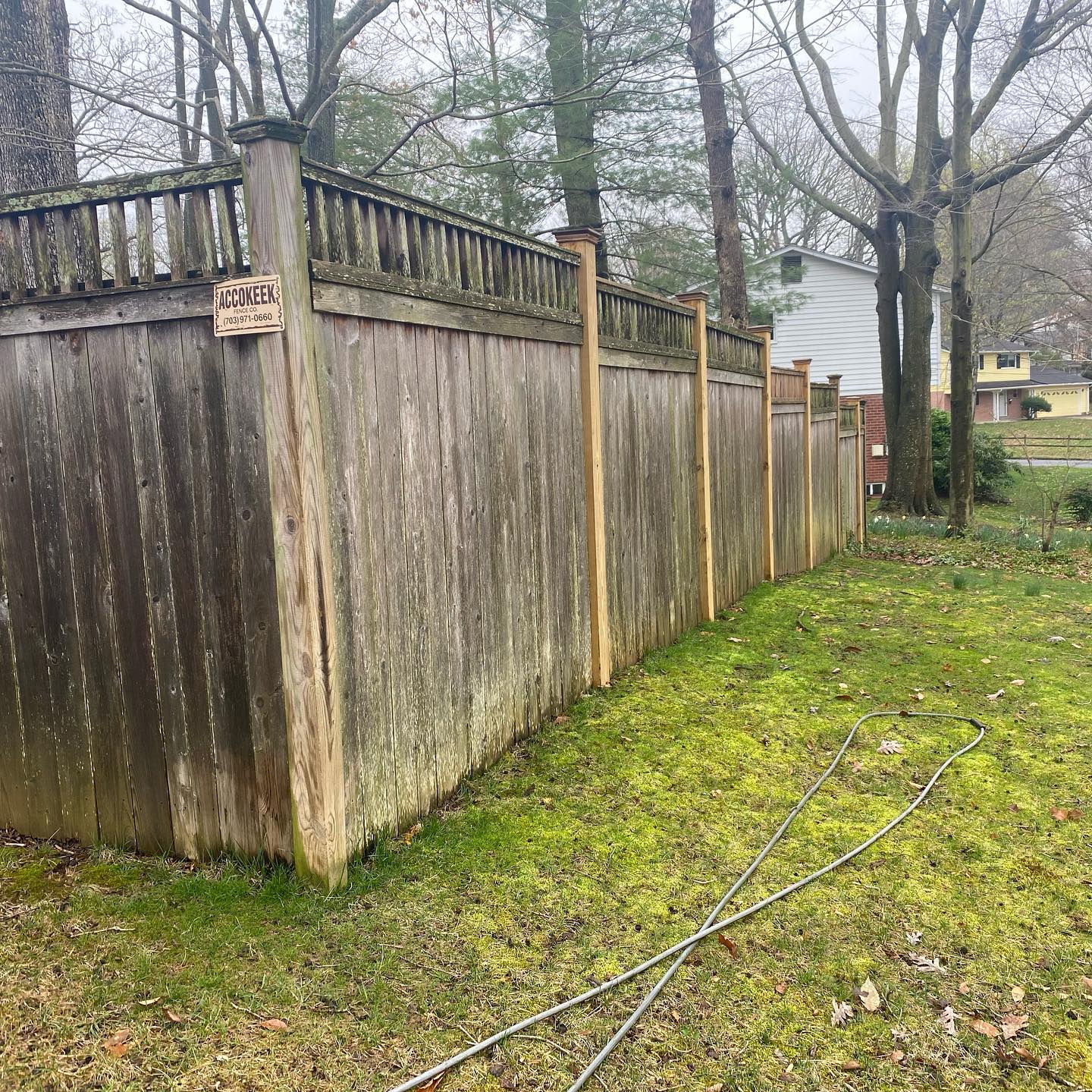 Fence before cleaning